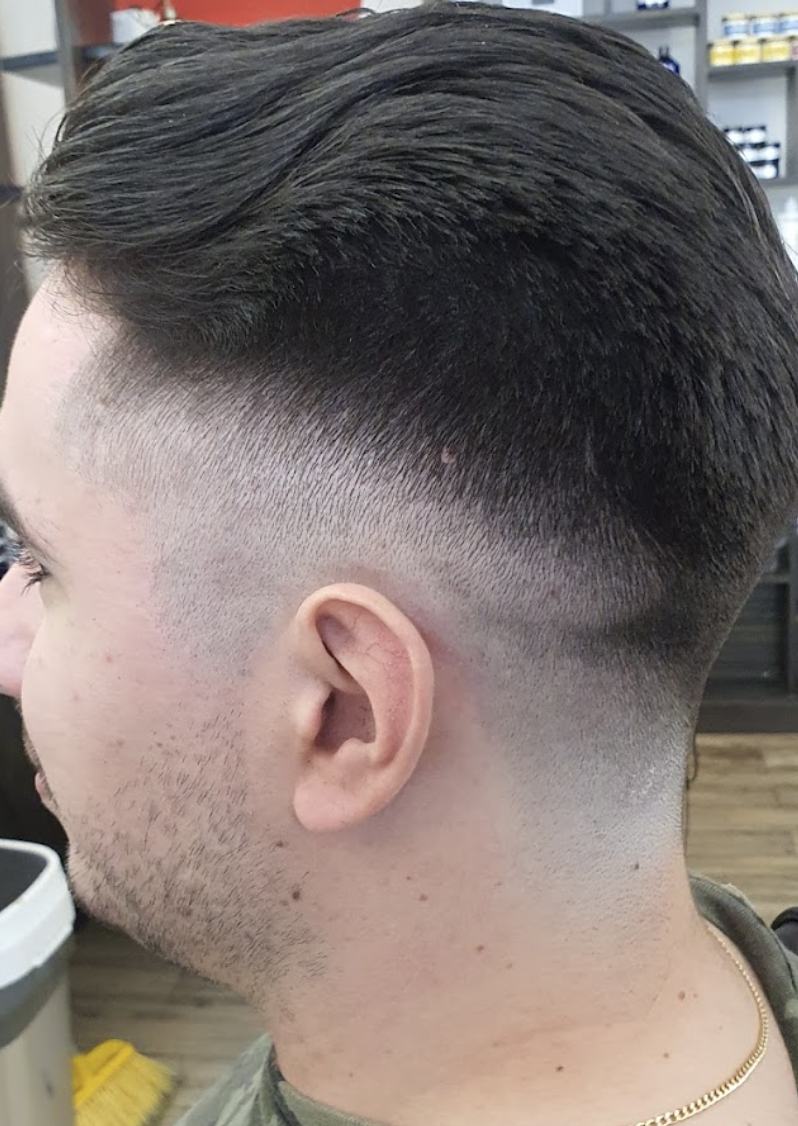 Lucrare Boxx Barber Club